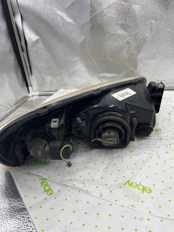 03 04 05 06 DODGE STRATUS Headlamp Assembly Left driver side