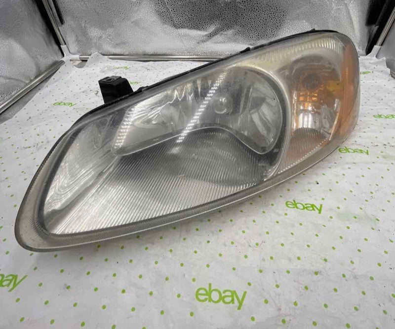 97 98 99 00 01 02 FORD ESCORT Headlamp Assembly Left driver side