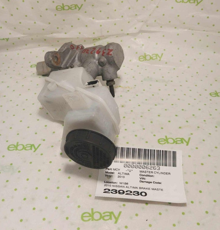 10 NISSAN ALTIMA BRAKE Master Cylinder