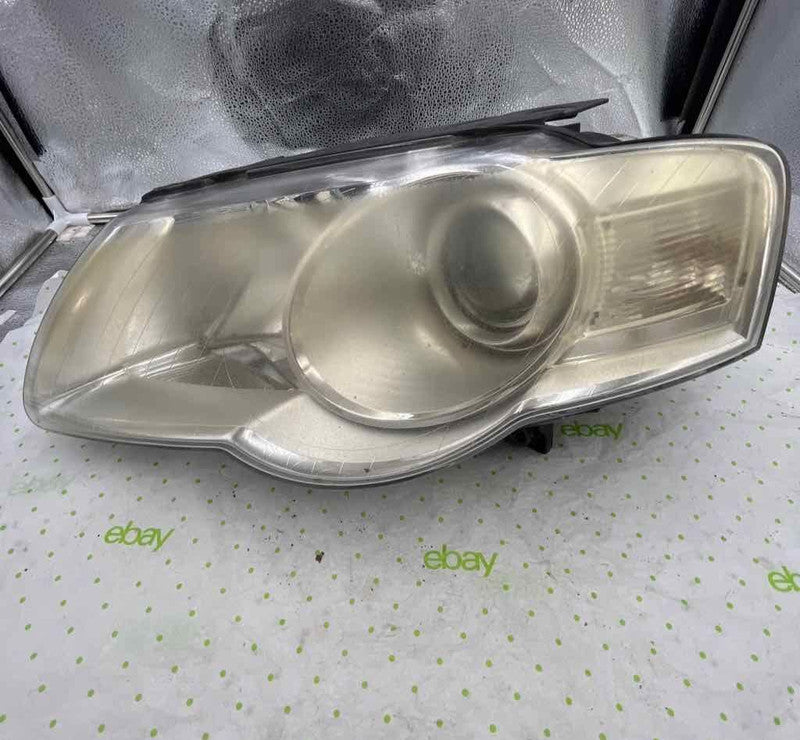 06 07 08 09 VW PASSAT Headlamp Assembly Left driver side