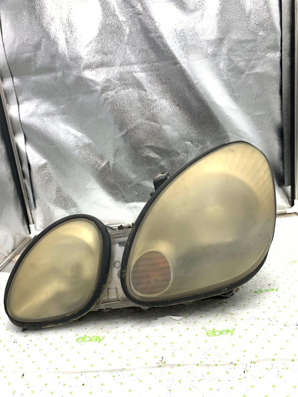 98 99 00 LEXUS GS400 Headlamp Assembly Left driver side