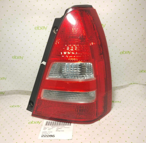 03 04 05 SUBARU FORESTER Tail Light Assembly Right