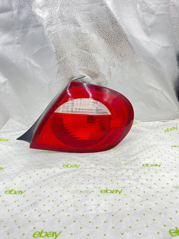 03 04 05 DODGE NEON Tail Light Assembly Right passanger side