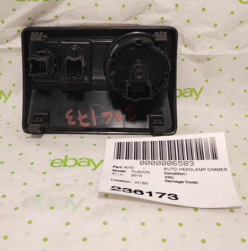 10 FORD FUSION Auto Headlamp Dimmer
