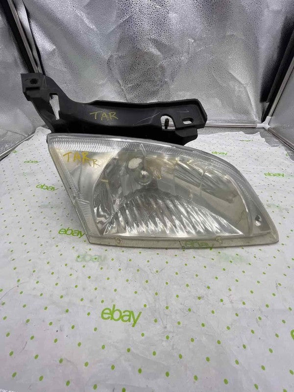 95 96 97 98 99 CHEVY CAVALIER Headlamp Assembly Right passenger side