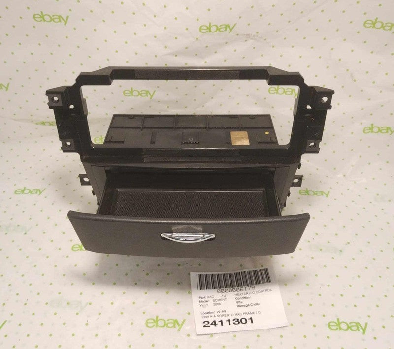 08 KIA SORENTO HEATHER A/C FRAME / CENTER DASH STORAGE CUBBY ASH TRAY