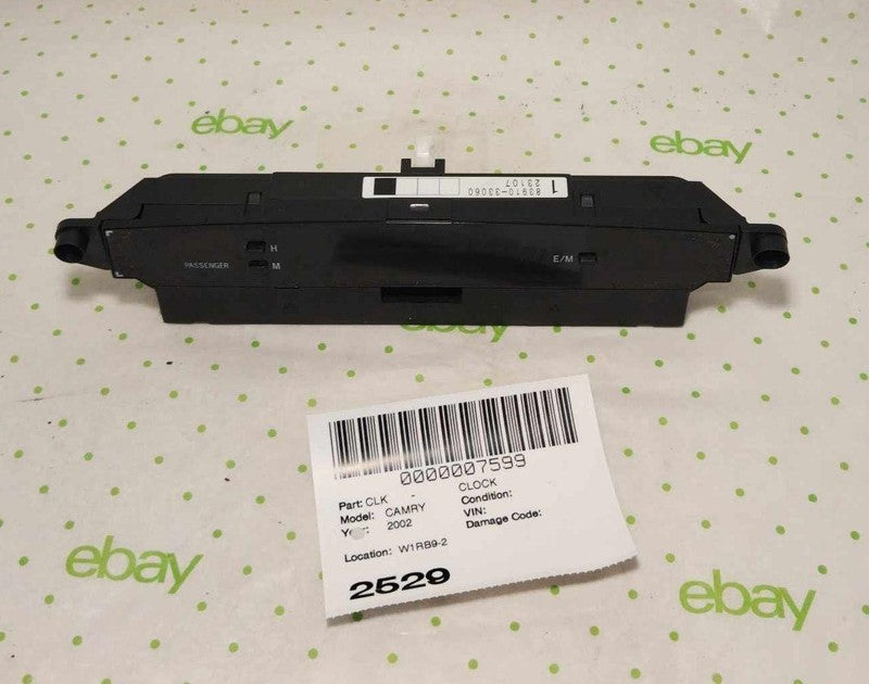 02 TOYOTA CAMRY DIGITAL CLOCK