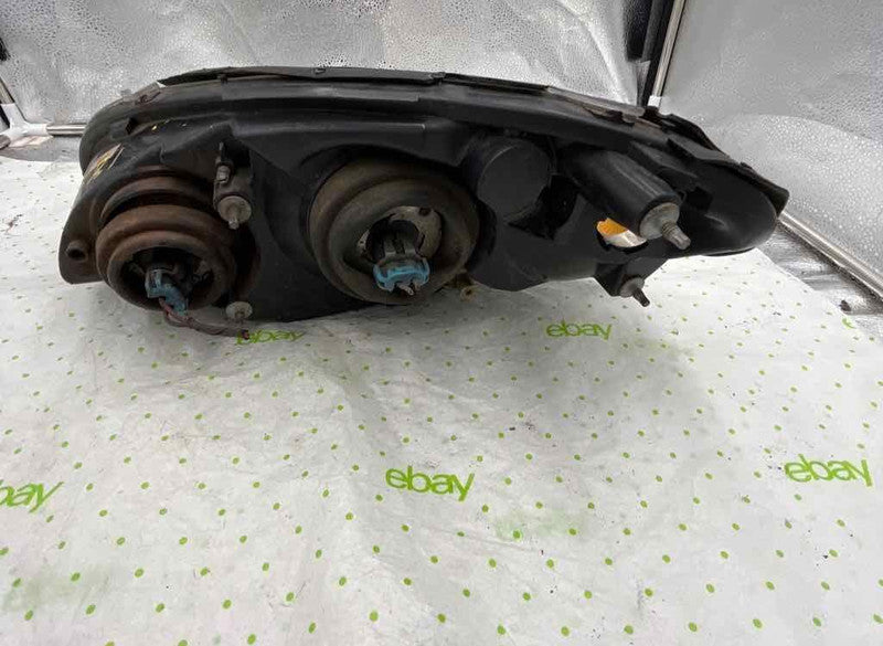 01 02 03 04 05 CHRYSLER PT CRUISER Headlamp Assembly Right passenger s