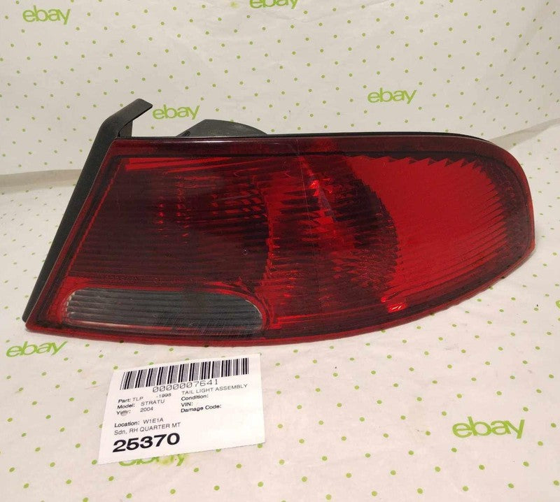 01 02 03 04 05 06 DODGE STRATUS Tail Light Assembly Right
