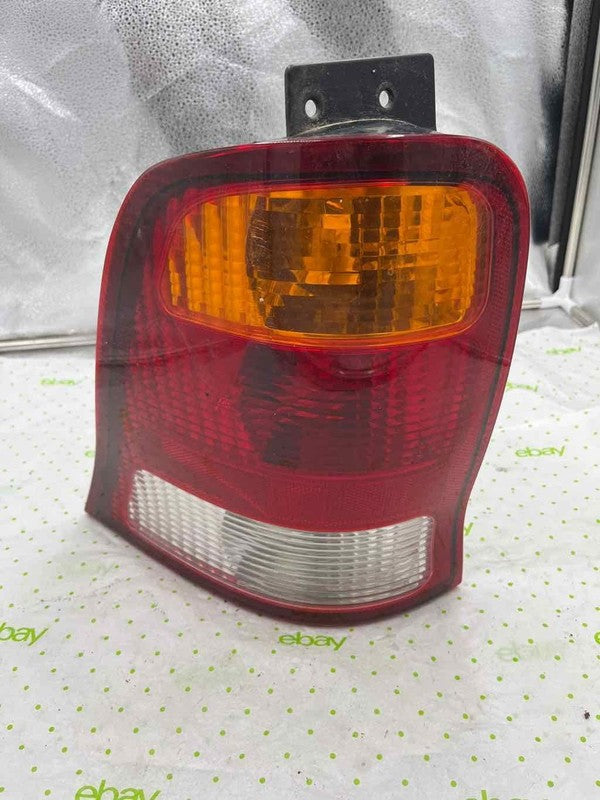 99 00 01 02 03 FORD WINDSTAR Tail Light Assembly Left