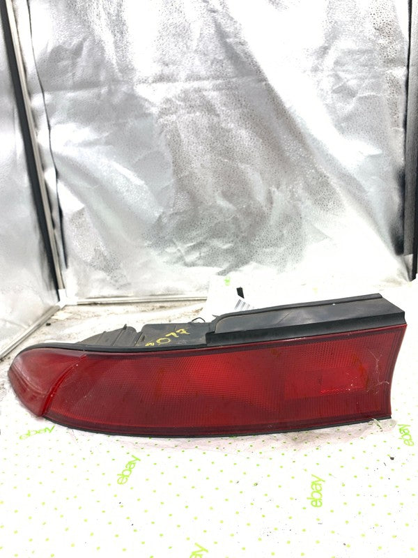 95 96 97 98 99 MITSUBISHI ECLIPSE Tail Light Assembly Left driver side