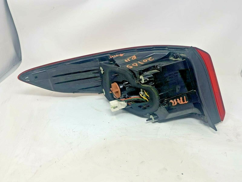 Tail Light Assembly HYUNDAI SONATA Passenger Side 15 16 17