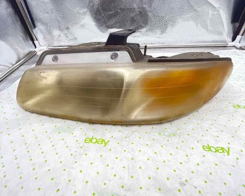 96 97 98 99 00 DODGE CARAVAN Headlamp Assembly Left