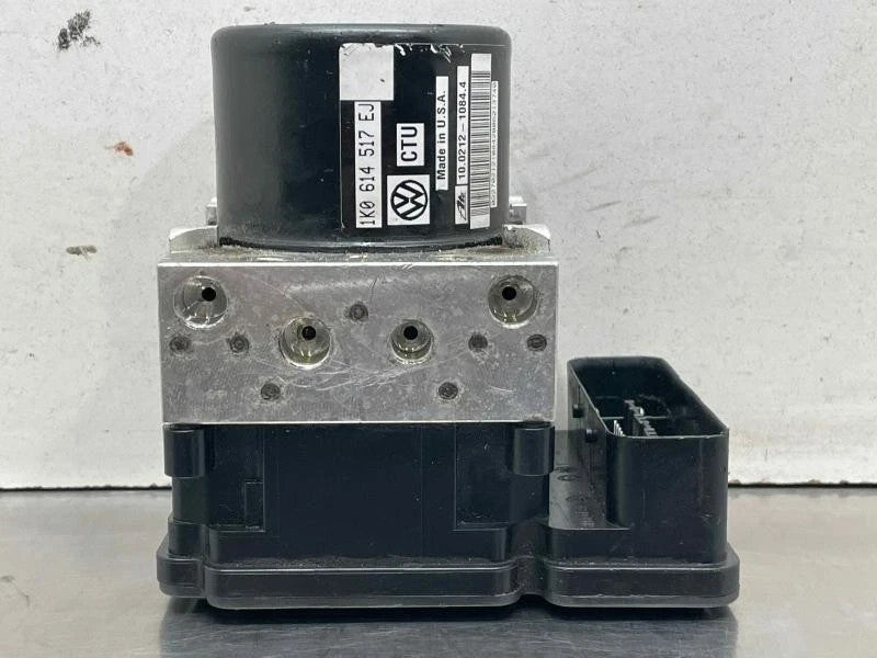 2015-2019 Volkswagen Passat Anti Lock Abs Brake Pump Module Assembly