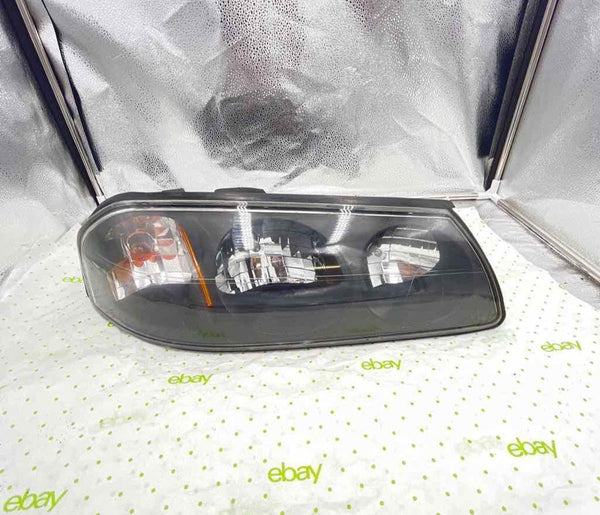 1998-99 MAZDA 626 Headlamp Assembly Right passenger side