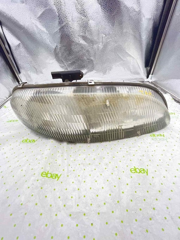 95 96 97 98 99 CHEVY MONTE CARLO Headlamp Assembly Right passenger sid
