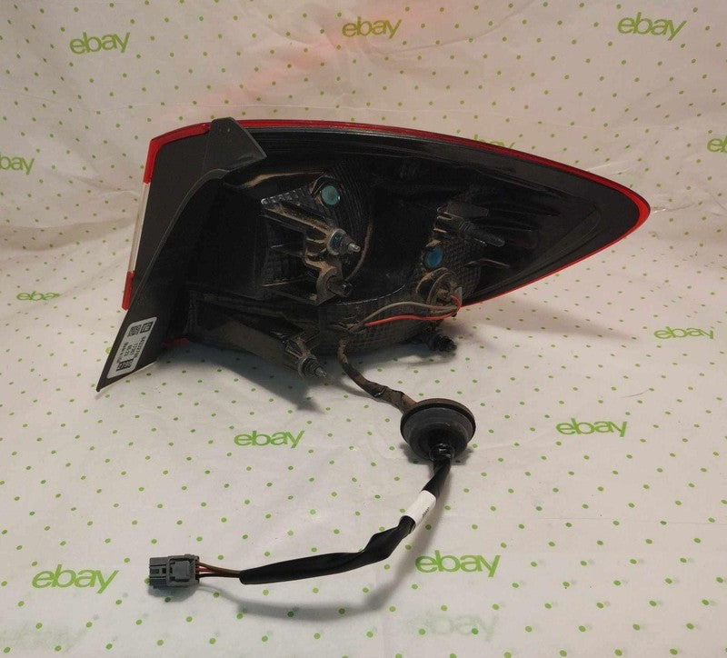 17 18 19 CHEVY CRUZE Tail Light Assembly Left