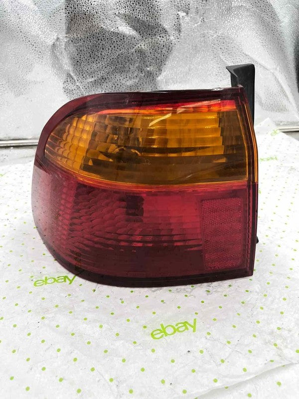 99 00 HONDA CIVIC Tail Light Assembly Left driver side