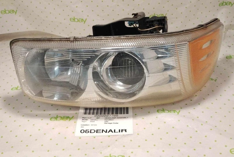 02 03 04 05 06 07 SIERRA DENALI Headlamp Assembly Right