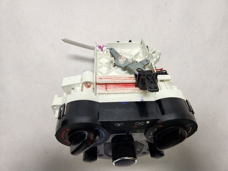 2015-2019 Nissan Versa AC Heater Climate Temperature Control OEM