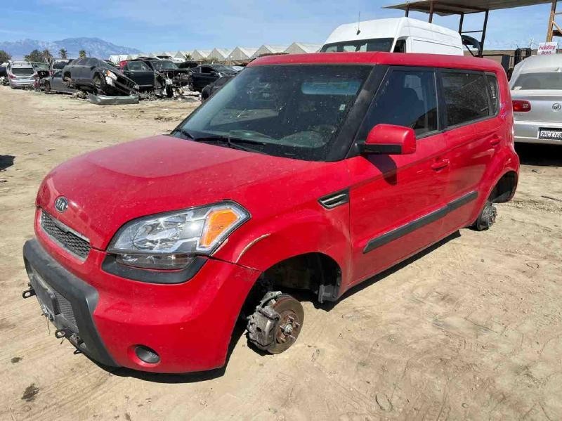 2010-2011 Kia Soul Left Driver Side Tail Light Assembly