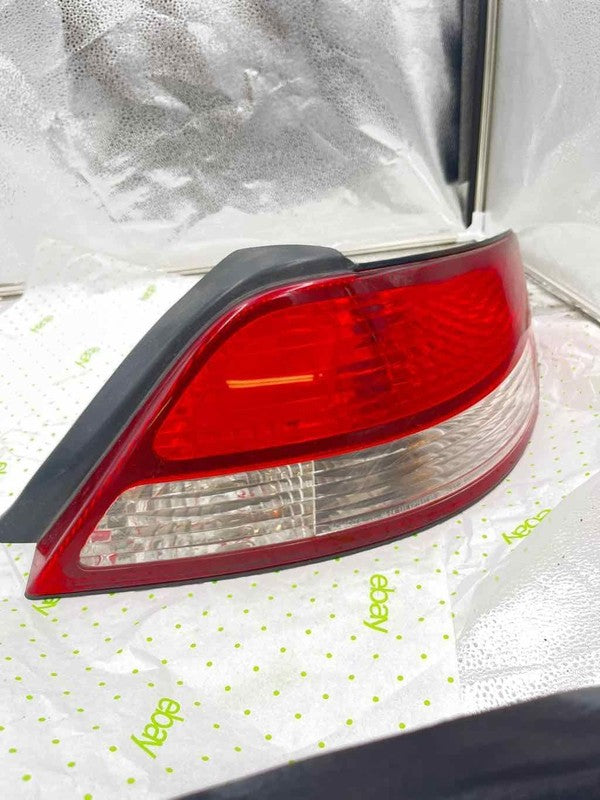 99 00 01 TOYOTA SOLARA Tail Light Assembly Right passenger side