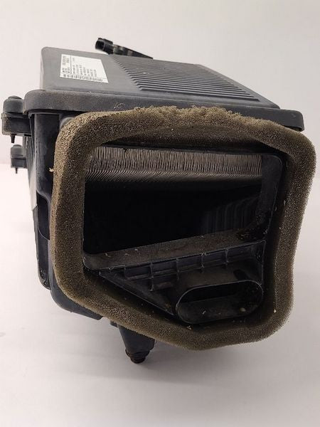 2009-2013 Chevy Silverado 1500 Pickup Air Cleaner Air Filter Housing B