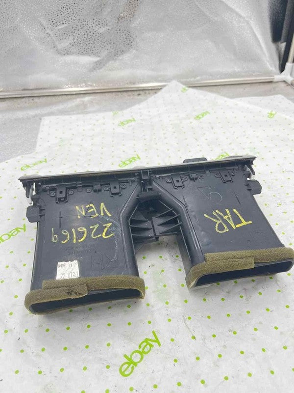 12 TOYOTA CAMRY Air Cond./heater Vents