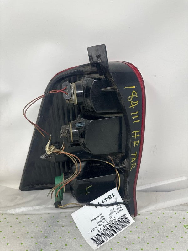 99 00 01 02 03 FORD WINDSTAR Tail Light Assembly Right