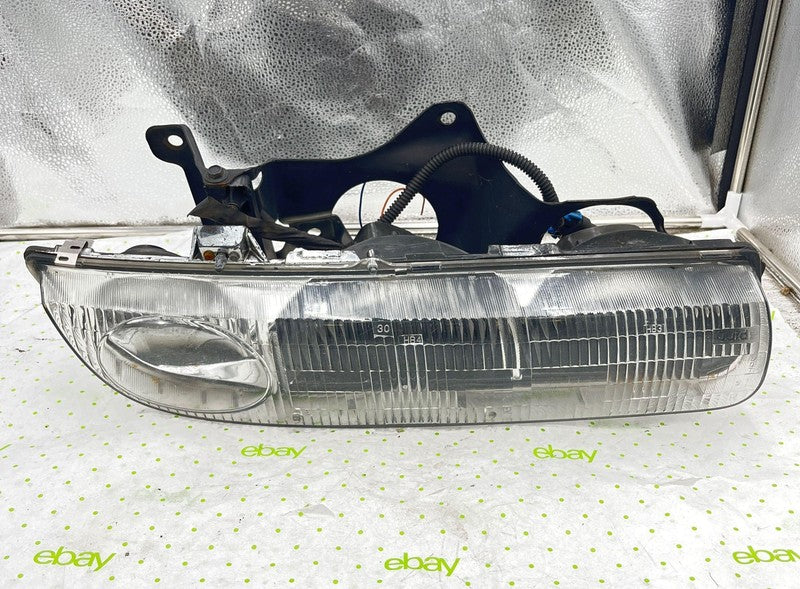 97 (DISCONTINUED) SATURN Headlamp Assembly Right
