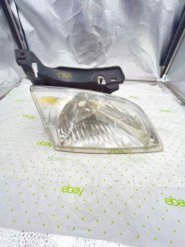 95 96 97 98 99 CHEVY CAVALIER Headlamp Assembly Right passenger side