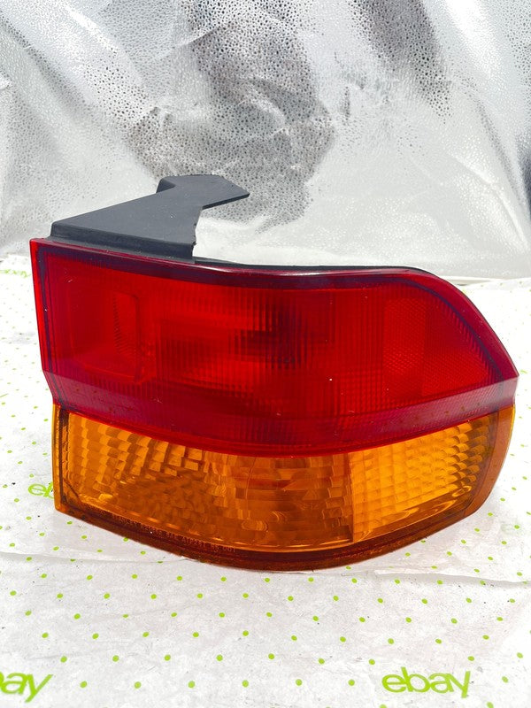 99 00 01 02 03 04 HONDA ODYSSEY Tail Light Assembly Right passenger si