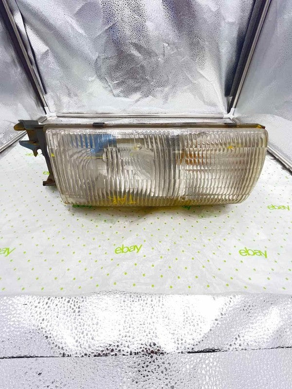 91 92 93 94 95 96 CHEVY CAPRICE Headlamp Assembly Left driver side