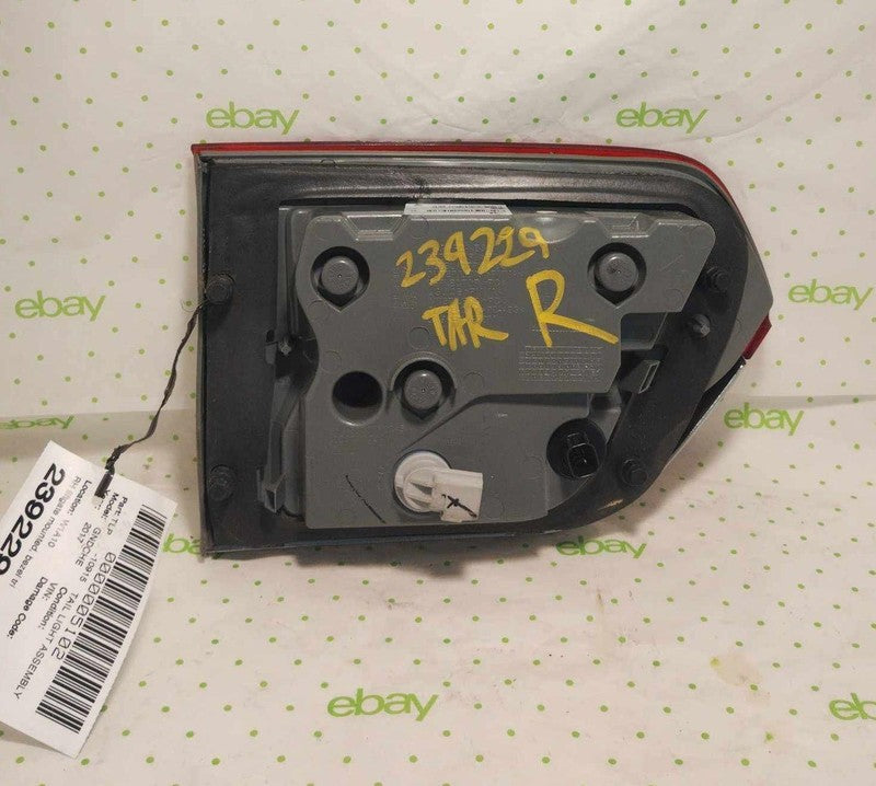 14 15 16 17 18 19 20 21 JEEP GRAND CHEROKEE Tail Light Assembly Right
