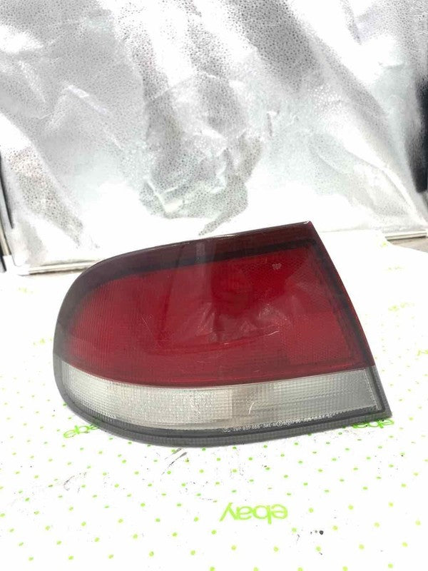 93 94 95 96 97 MAZDA 626 Tail Light Assembly Left driver side