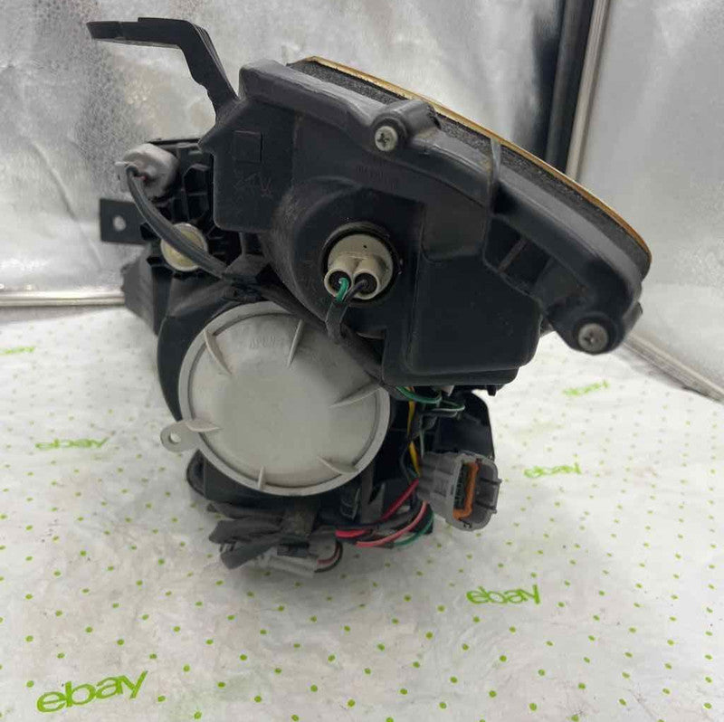 03 04 05 06 07 NISSAN MURANO Headlamp Assembly Right passenger side