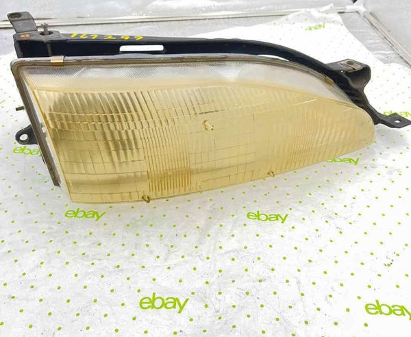 92 93 94 TOYOTA CAMRY Headlamp Assembly Left driver side