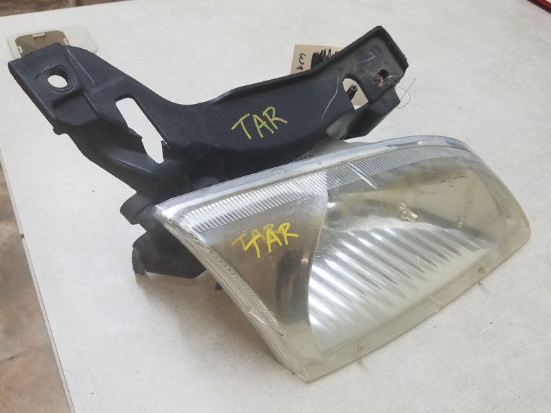 95 96 97 98 99 CHEVY CAVALIER Headlamp Assembly Right passenger side