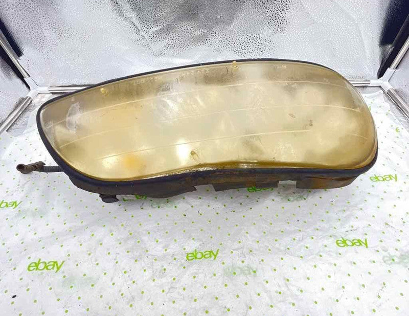 92 93 94 95 96 97 OLDS CUTLASS Headlamp Assembly Right passenger side