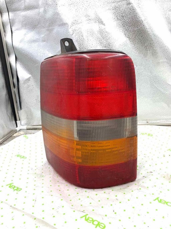 84-96 JEEP CHEROKEE Tail Light Assembly Left driver side