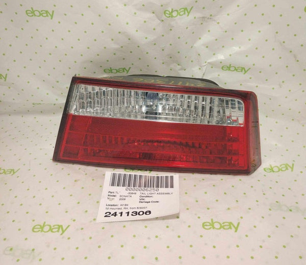08 HYUNDAI SONATA Tail Light Assembly lid mounted Right