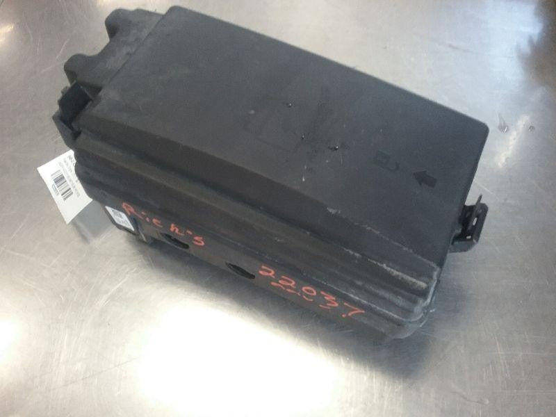2004-2006 GMC Canyon Engine Fuse Box Relay Module
