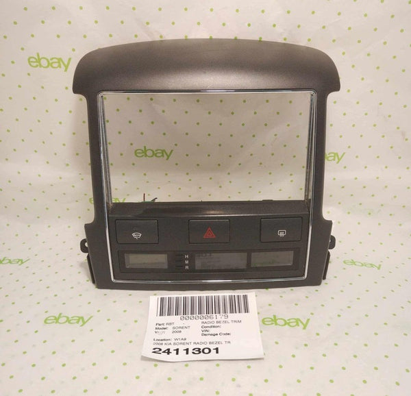 08 KIA SORENTO RADIO BEZEL TRIM WITH HAZARD SWITCH