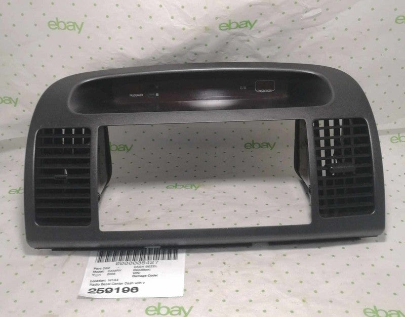 05 TOYOTA CAMRY Dash Bezelwith vents and Display Clock