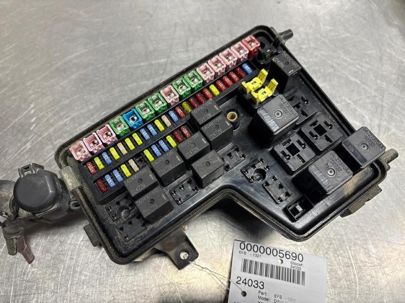2002-2004 Dodge Ram 1500 Pickup Engine Fuse Box Relay Module