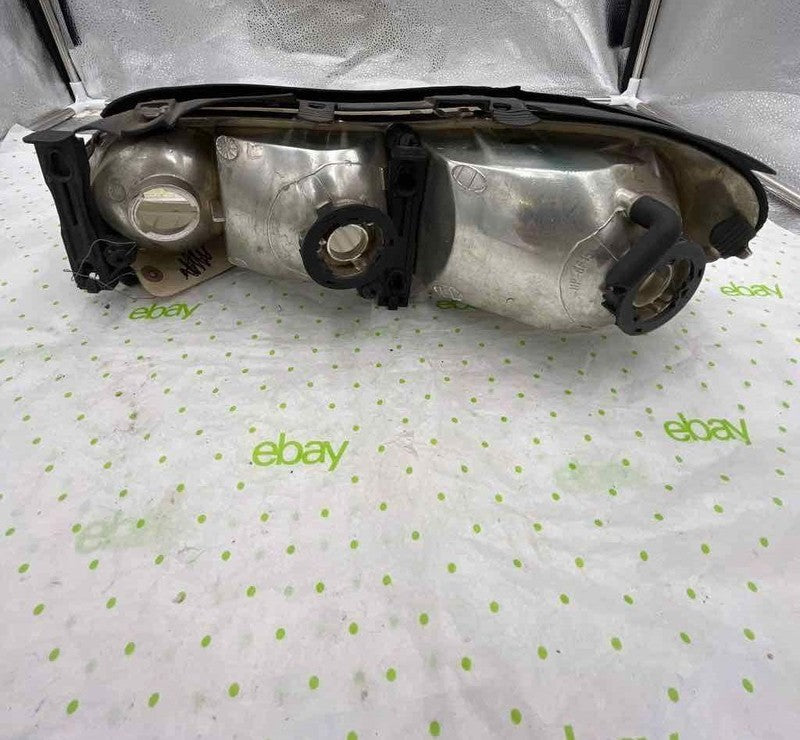 97 98 99 00 01 02 03 04 05 CHEVY MALIBU Headlamp Assembly Right