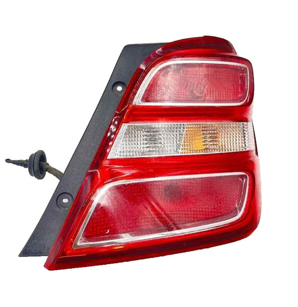 17 18 19 CHEVY SONIC Tail Light Assembly Right passenger side