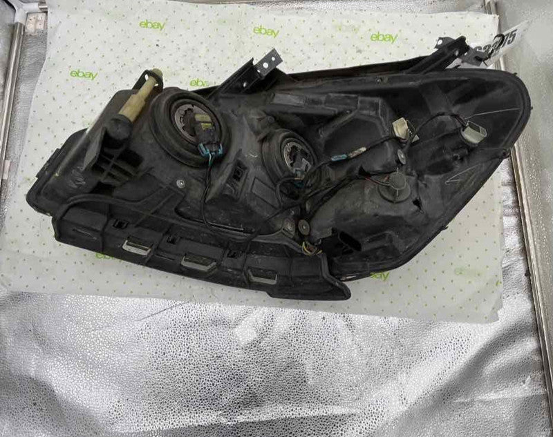 06 07 08 09 10 11 BUICK LUCERNE Headlamp Assembly Right PASSENGER SIDE