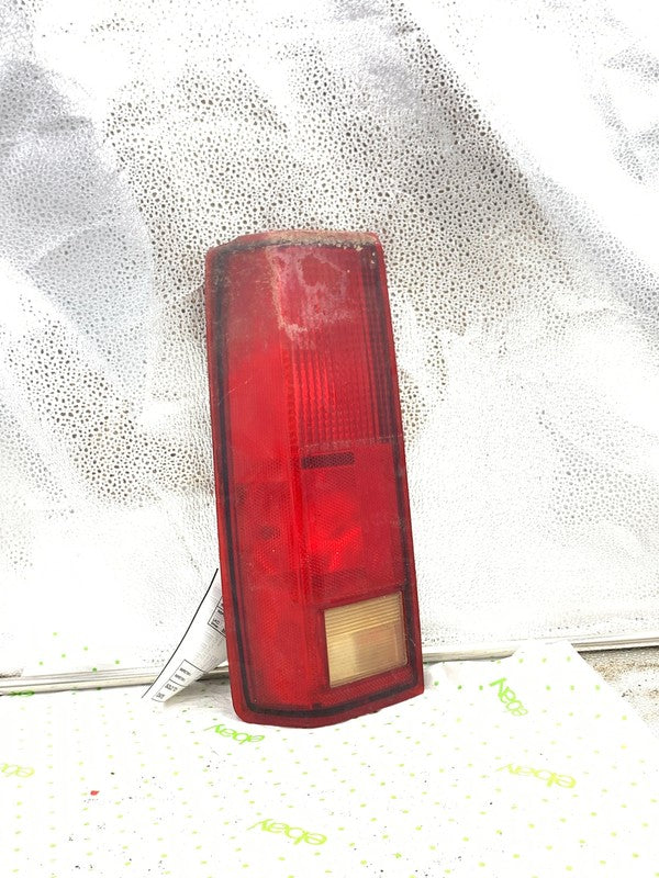 1985-2005 CHEVY ASTRO Tail Light Assembly Left driver side