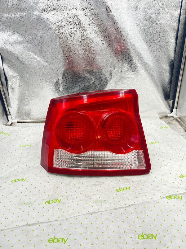 09 10 DODGE CHARGER Tail Light Assembly Left driver side